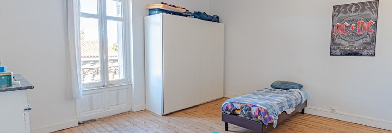 Maison 4 Pièces 117 m² à vendre à Le Tourne (33550)