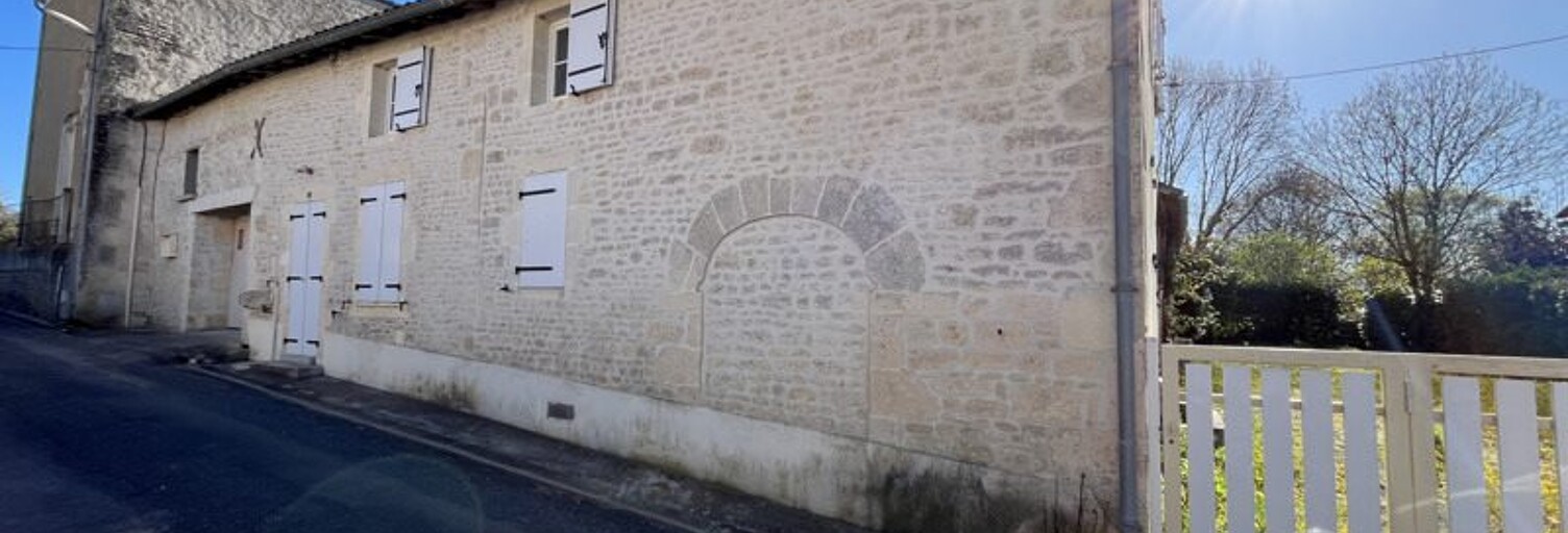 Maison 5 Pièces 104 m² à vendre à Les Touches-de-Périgny (17160)