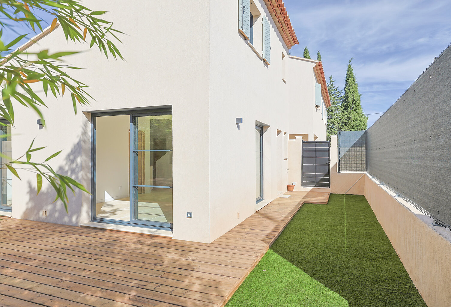 Villa neuve de 70m2 habitables T3 avec garage sur un terrain de 241m2. — photo 1