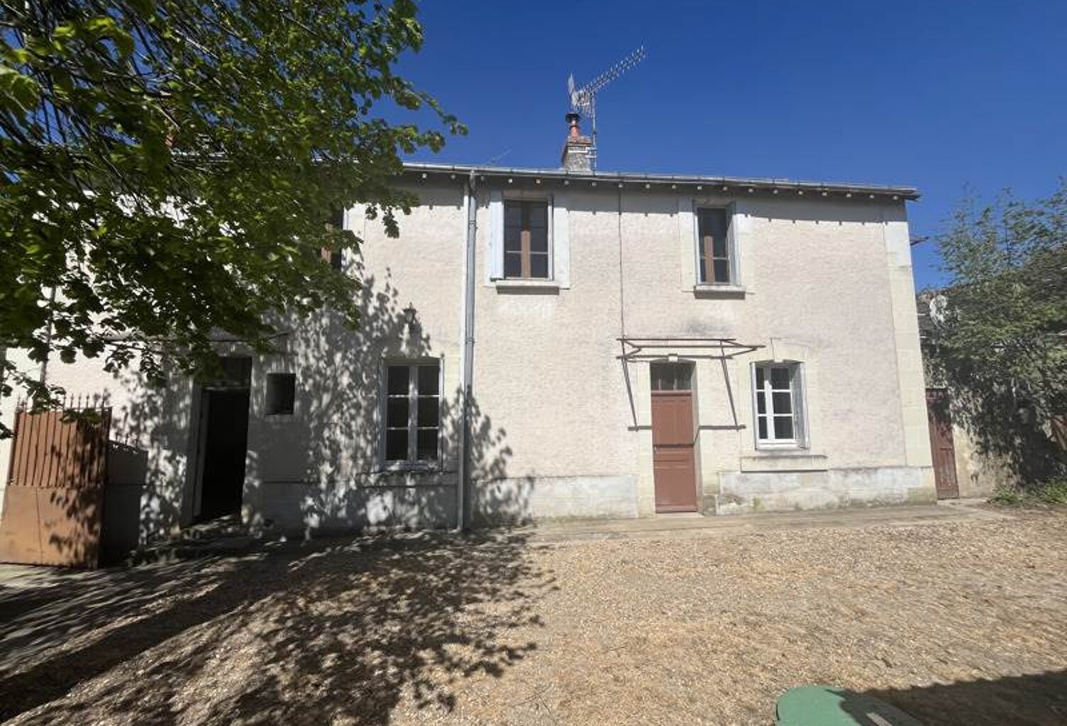 Maison de bourg de 5 pièces principales — photo 1