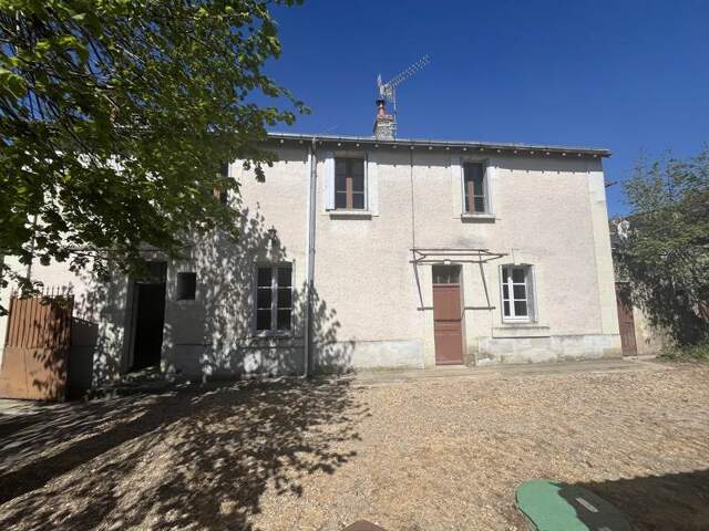 Maison de bourg de 5 pièces principales — photo du bien