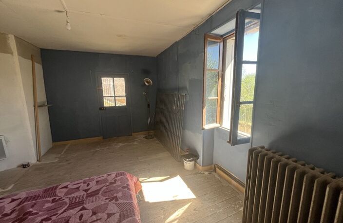 Maison de bourg de 5 pièces principales — photo 3