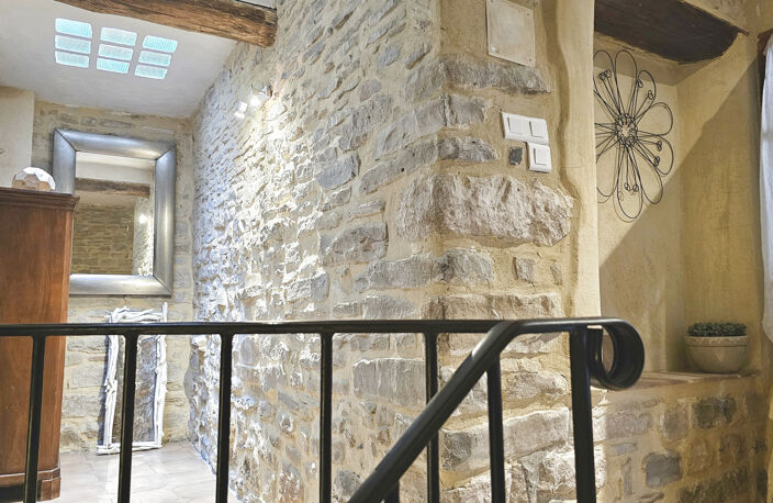 Une maison en pierre de caractère aux accents du sud — photo 5