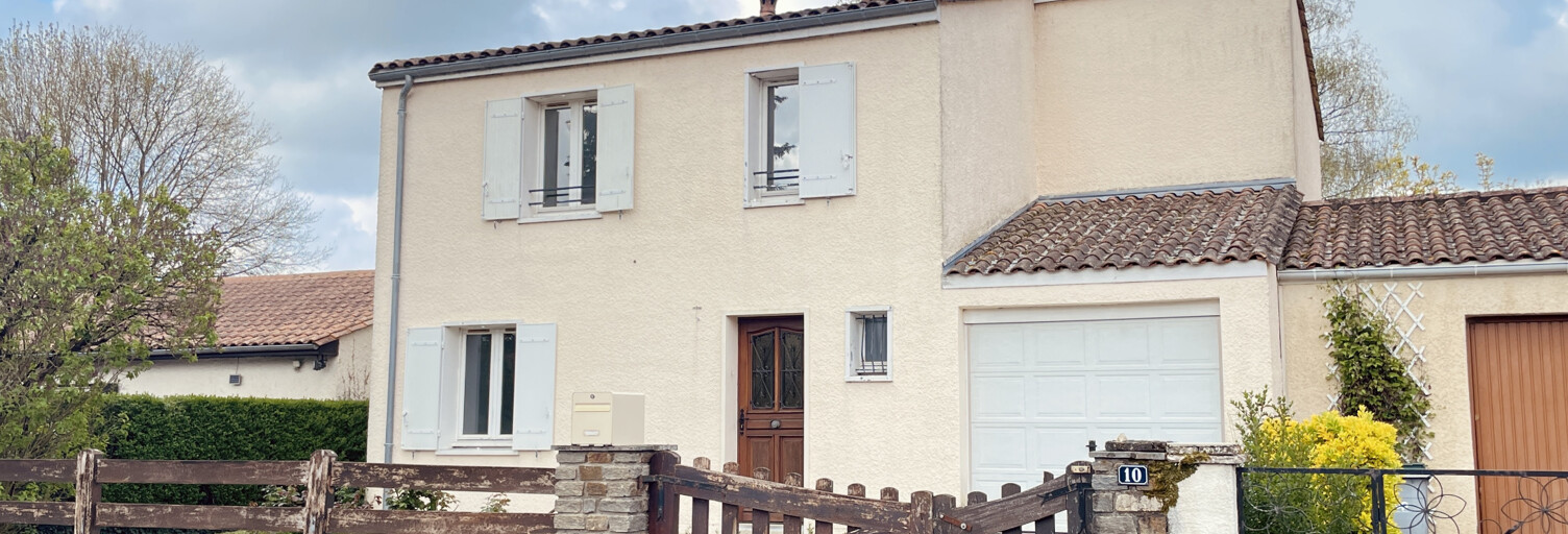 Maison 5 Pièces 100 m² à vendre à Confolens (16500)