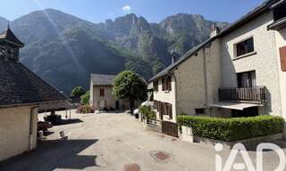 Maison 8 Pièces 202 m² à vendre à Livet-et-Gavet (38220)