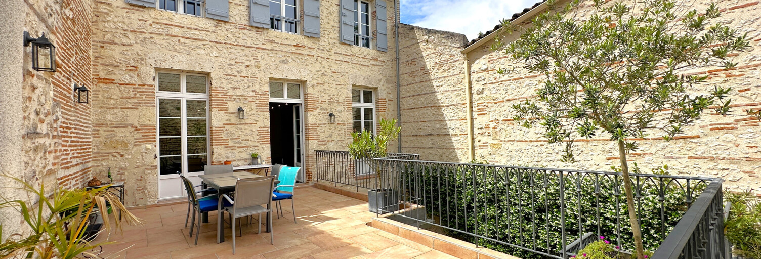 Maison 10 Pièces 300 m² à vendre à Agen (47000)