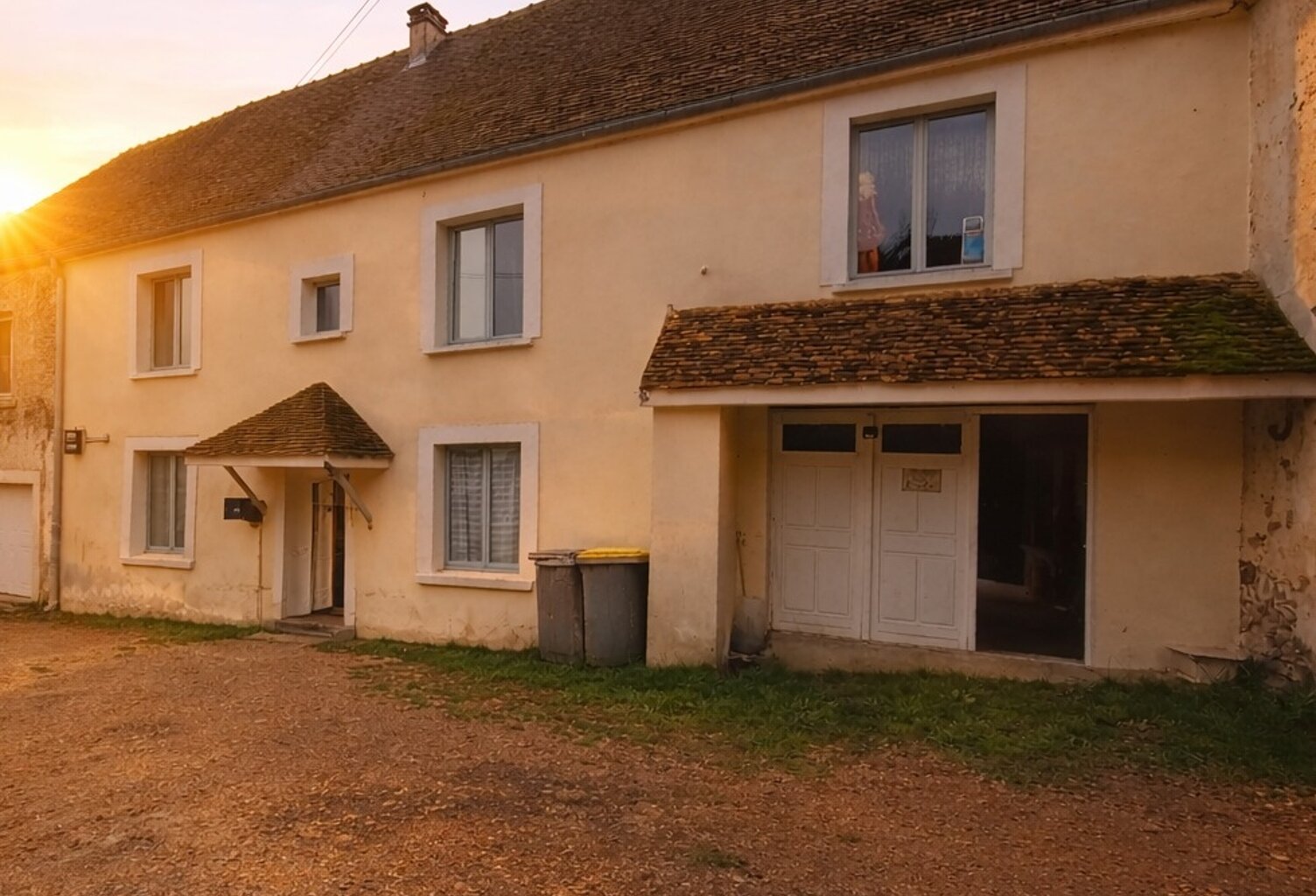 Vente Maison/villa 8 pièces — photo 1
