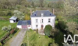 Maison 5 Pièces 142 m² à vendre à Parthenay (79200)