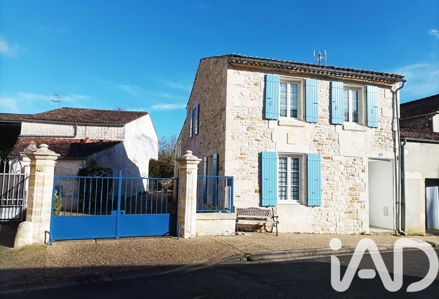 Vente Maison de village 8 pièces — photo 1
