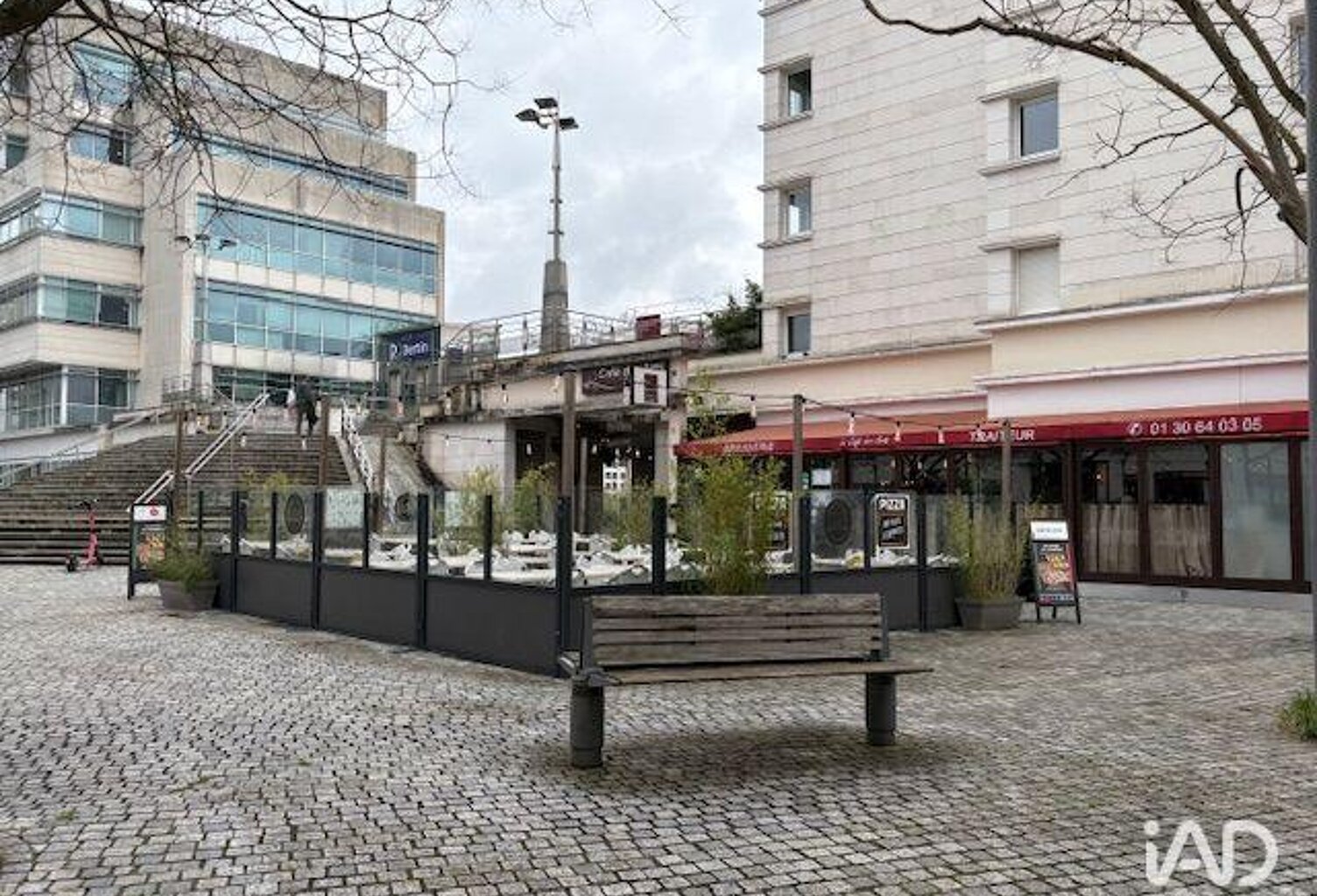 Vente Boutique/Local commercial 151 m&sup2; — photo 1