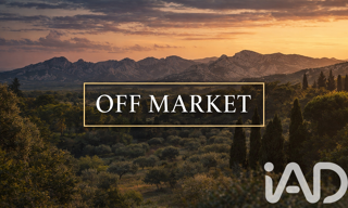 Immeuble  827 m² à vendre à Orgon (13660)