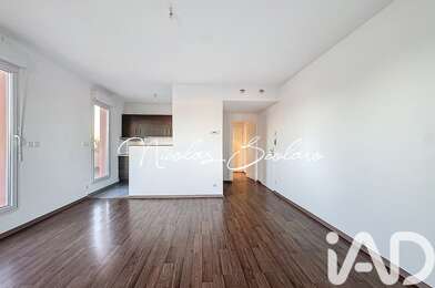 Appartement 2 pièces 710 €