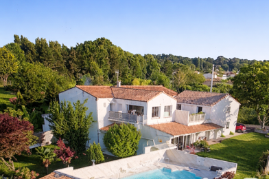 Maison 14 pièces 698000 €