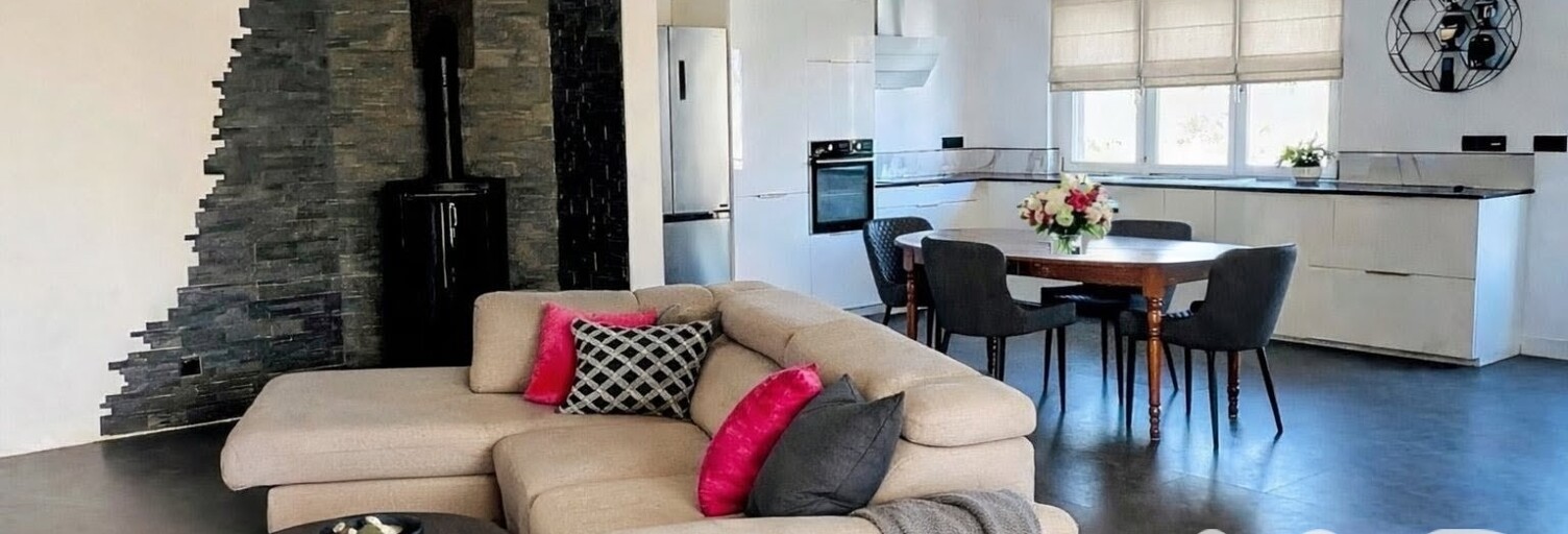 Maison 9 Pièces 204 m² à vendre à Saint-Père-Marc-en-Poulet (35430)