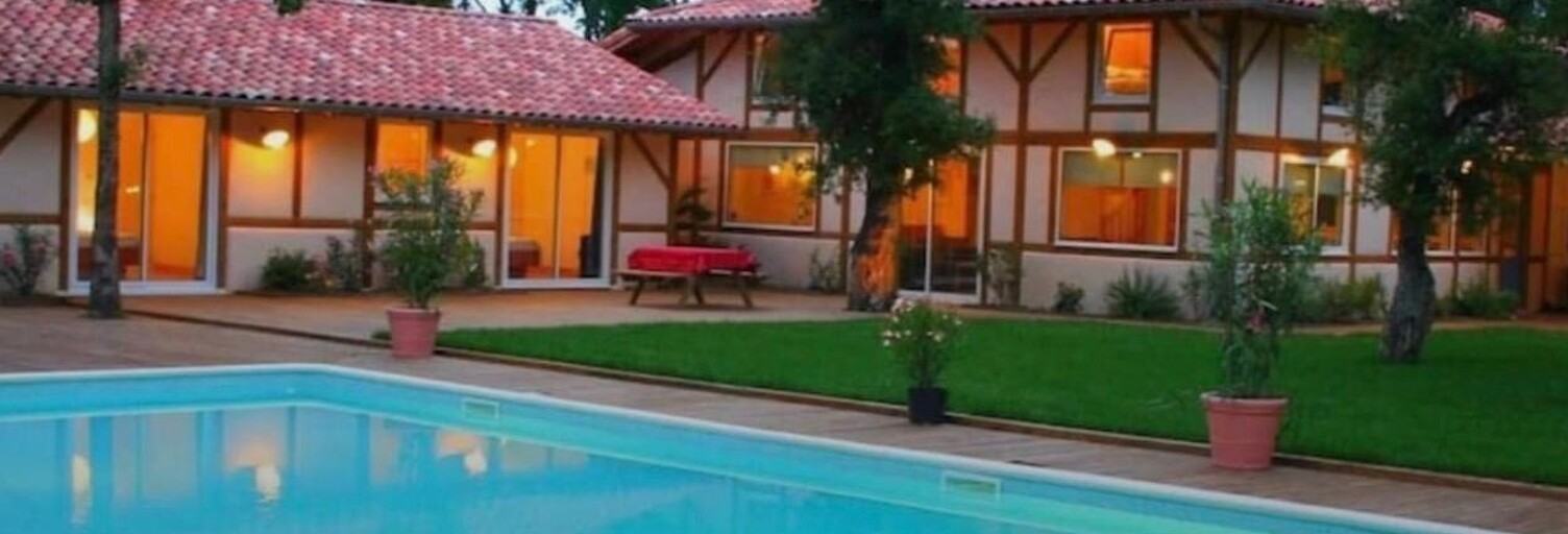 Maison 14 Pièces 294 m² à vendre à Azur (40140)