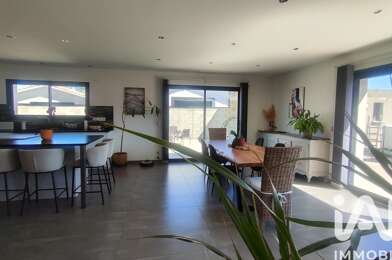 Maison 5 pièces 405000 €