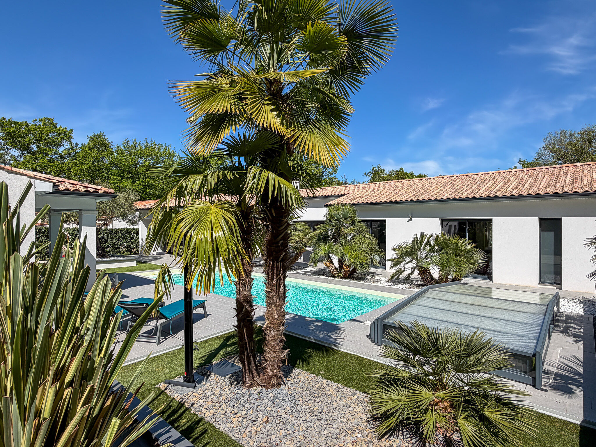 Villa / Maison  T7 à vendre Breuillet 17920