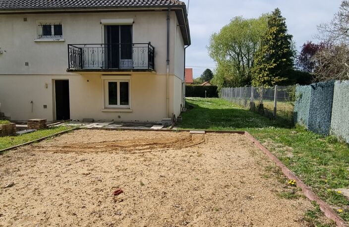 Vente Maison/villa 9 pièces — photo 2