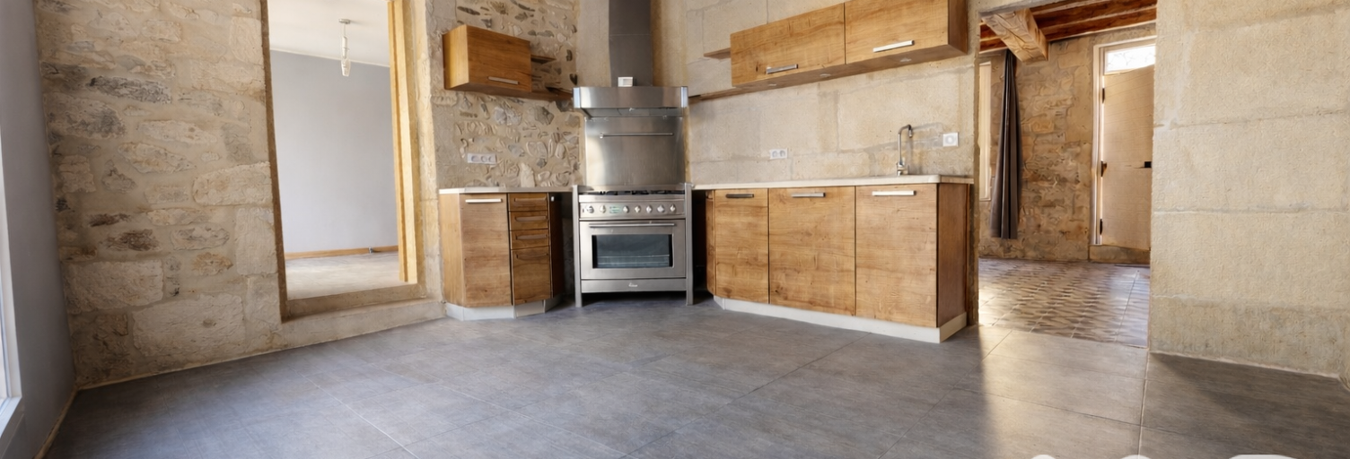 Maison 7 Pièces 166 m² à vendre à Fourques (30300)