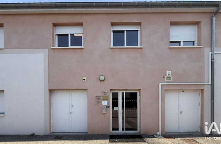 Location Local d'activités 58 m&sup2; — photo 2
