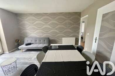 Appartement 3 pièces 700 €