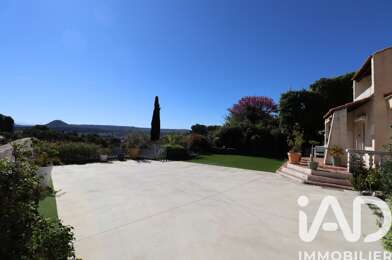 Maison 6 pièces 548664 €