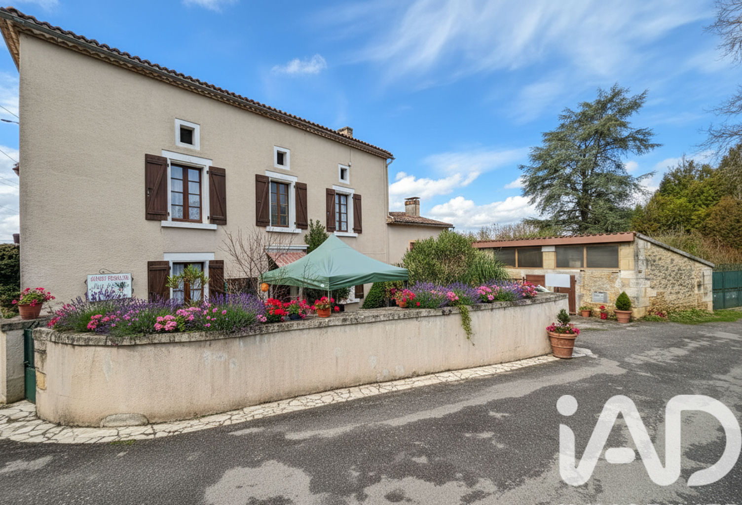 Vente Maison/villa 8 pièces — photo 1