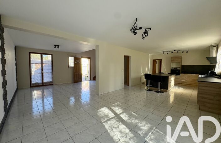 Vente Maison traditionnelle 6 pièces — photo 3