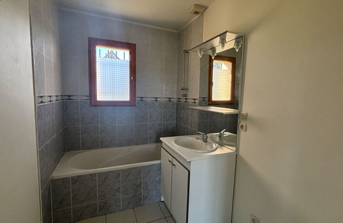 Maison Mesnils Sur Iton 3 pièce(s) 70 m2 — photo 4