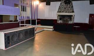 Immeuble  250 m² à vendre à Châteaulin (29150)