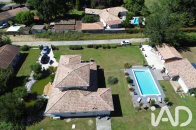 Maison 10 pièces 864000 €