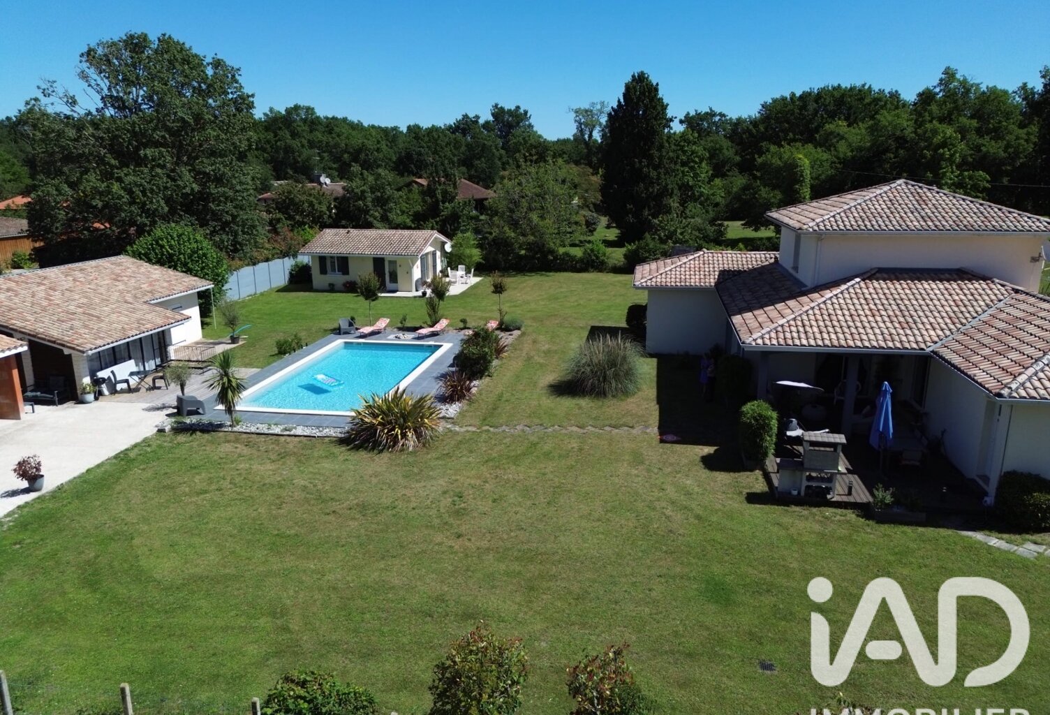 Vente Maison/villa 10 pièces — photo 1