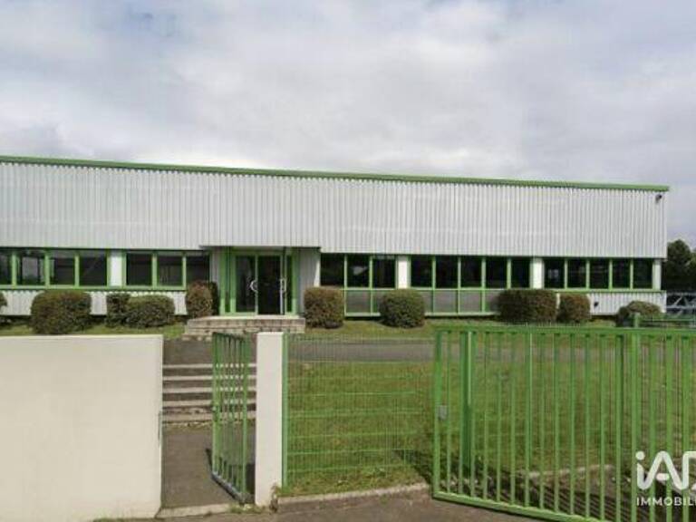 Vente Local d'activités 2 970 m&sup2; — photo 1