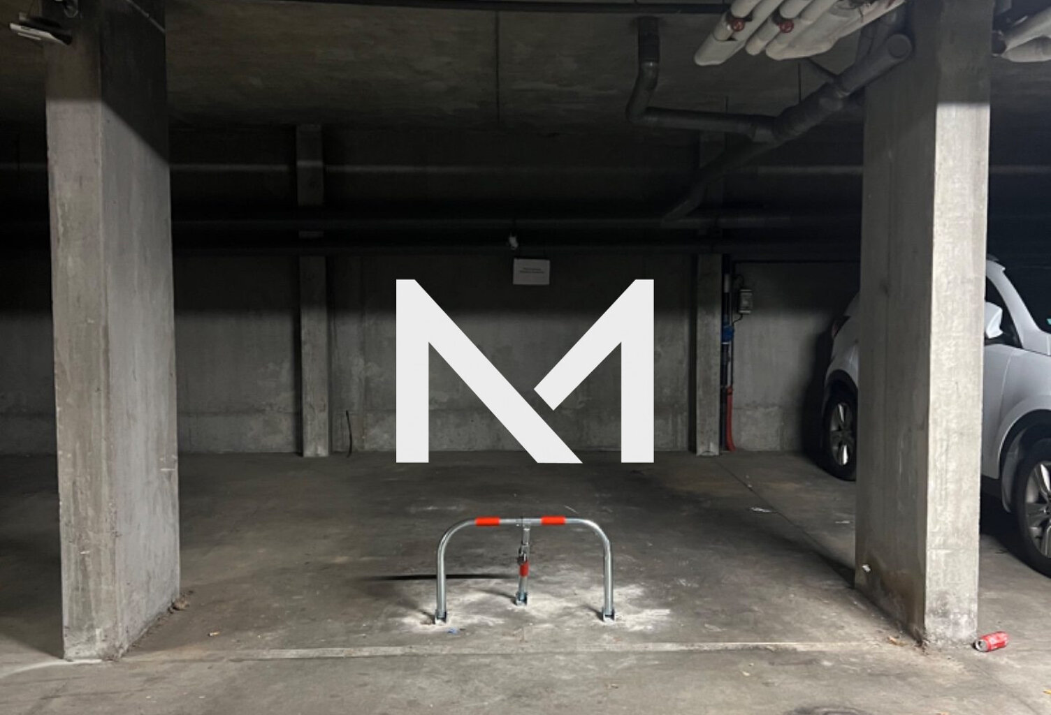 RUE ALFRED DE MUSSET - PLACE DE STATIONNEMENT — photo 1