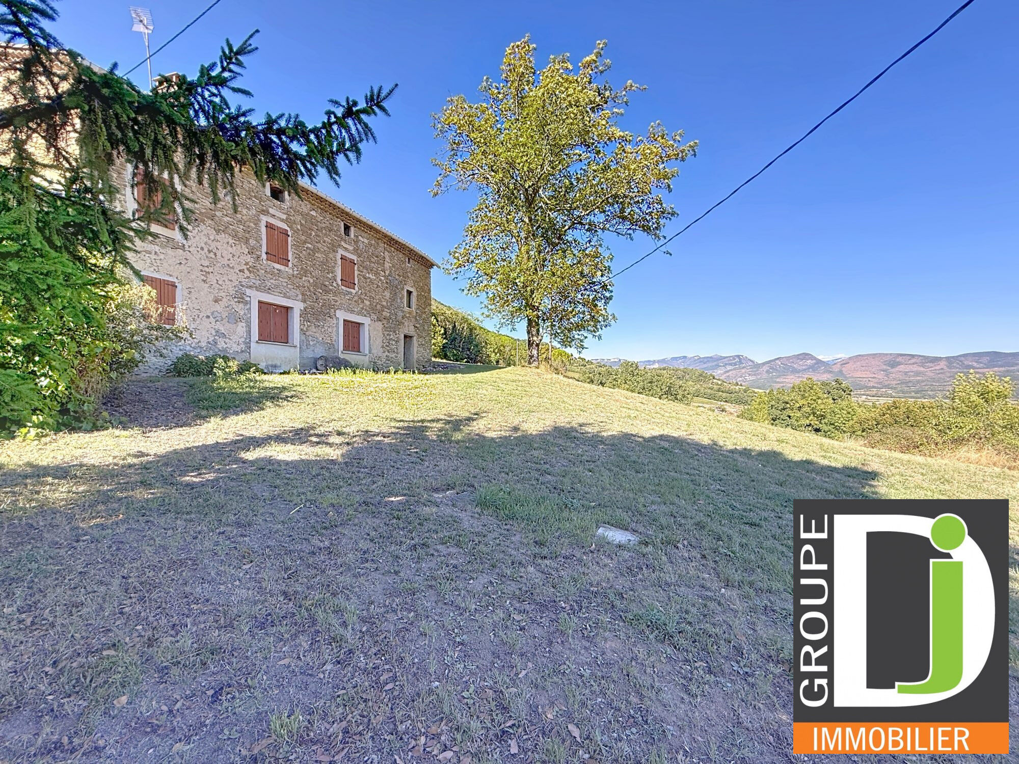 Villa / Maison  T5 à vendre Suze 26400