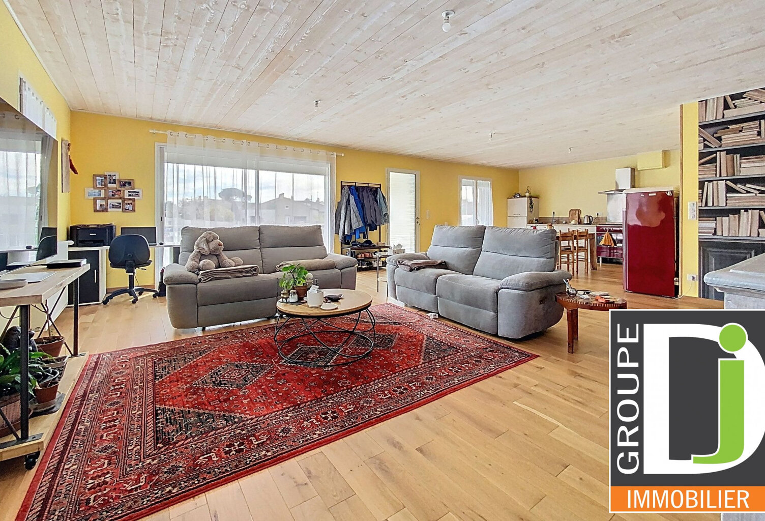 Maison mitoyenne à vendre à Etoile-sur-Rhône, avec garage et — photo 1