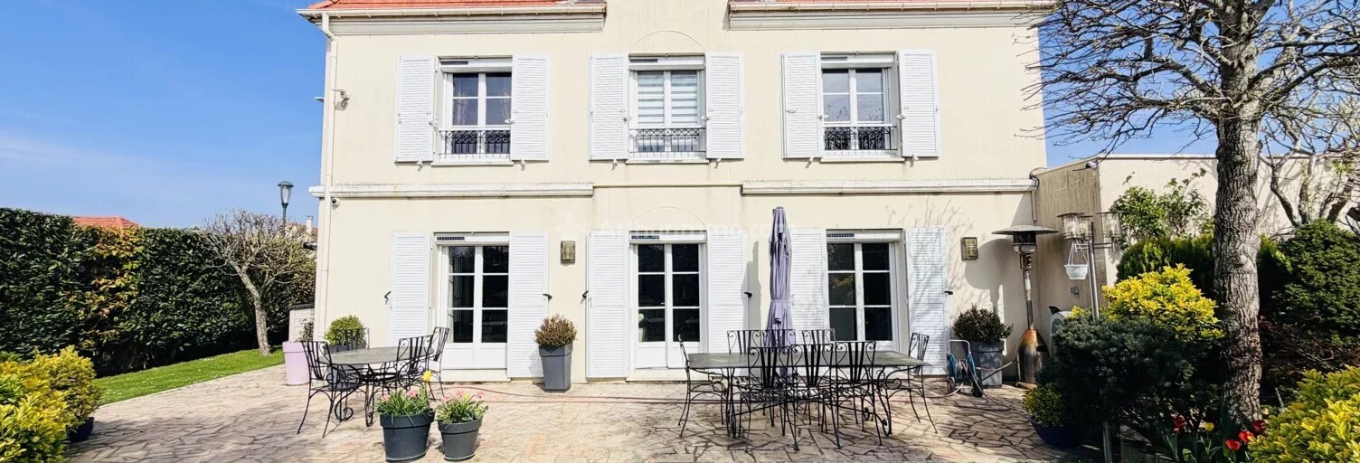 Maison 9 Pièces 198 m² à vendre à Ozoir-la-Ferrière (77330)