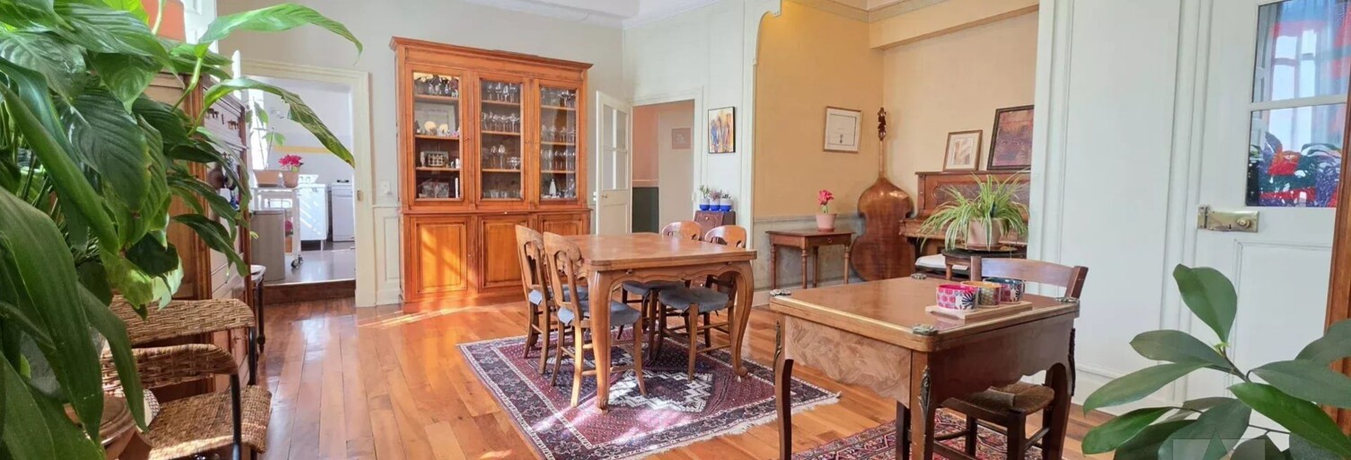 Appartement 6 Pièces 166 m² à vendre à Chambéry (73000)