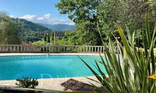 Appartement 6 Pièces 160 m² à vendre à Le Tignet (06530)