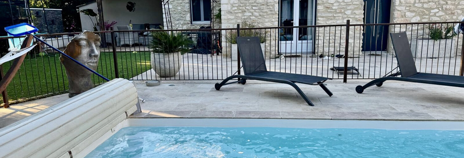 Maison 7 Pièces 211 m² à vendre à Suze-la-Rousse (26790)