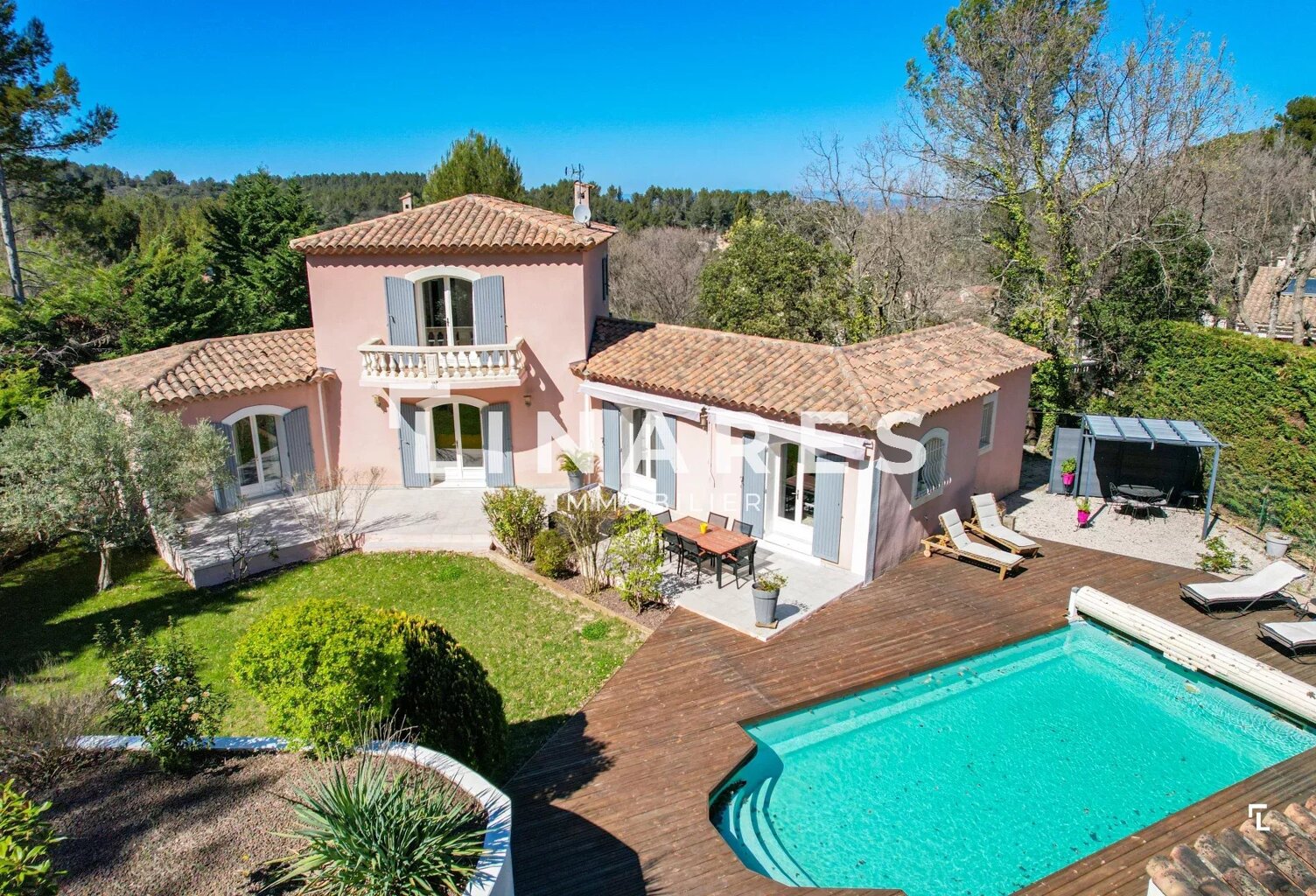 LA GRÉOU - Villa de 180m2 - Terrain 4000m2 - 13109 SIMIANE — photo 1