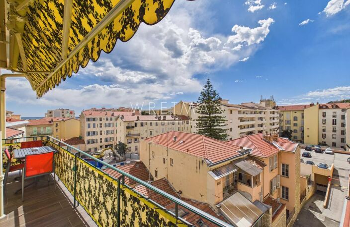 Appartement 3 pièces en dernier étage avec balcons, vue mer - Me — photo 2