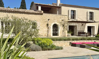Maison 4 Pièces 190 m² à vendre à Saint-Rémy-de-Provence (13210)