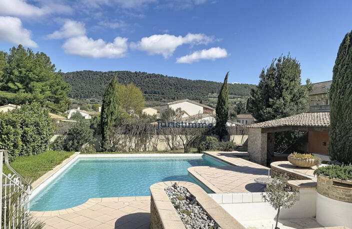 Sablet   Ancienne magnaneraie avec piscine, parkings et vue — photo 4