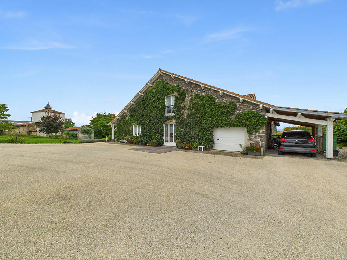 Villa / Maison  T6 à vendre Saint-André-le-Coq 63310