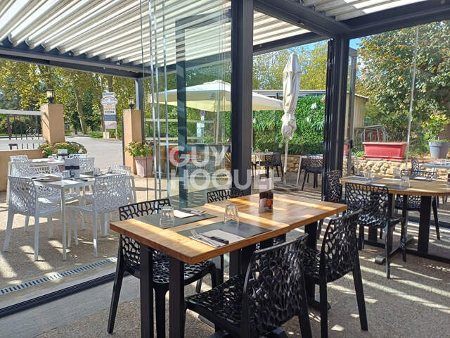 BRASSERIE AVEC PARKING — photo du bien