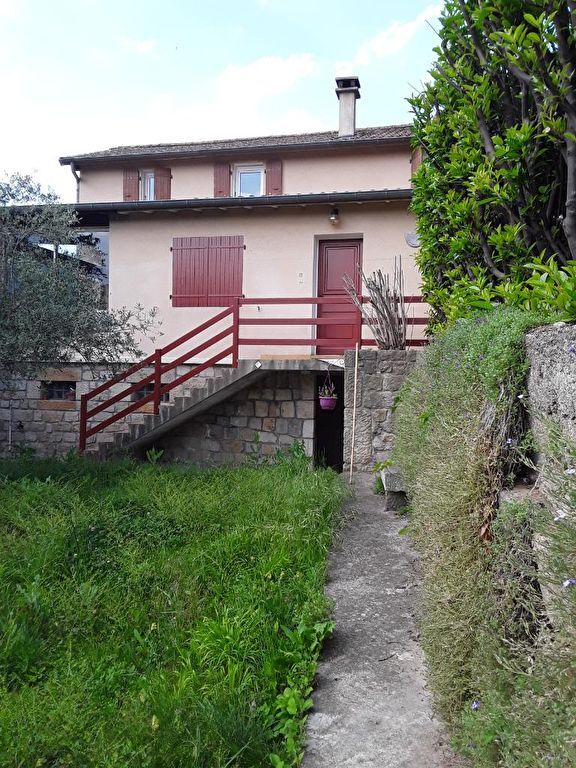Villa / Maison  T4 à louer Ucel 07200