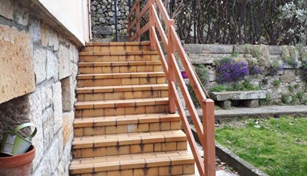 Villa / Maison 4 pièces  à louer Ucel 07200