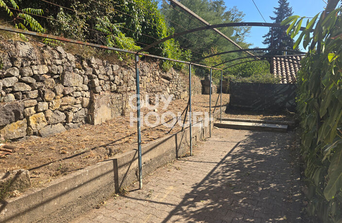 Maison 4 pièces à louer à Ucel, 117 m² avec jardin et garage — photo 2