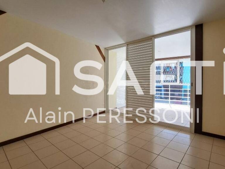 Maison rénovée R+1 Cayenne ville 150m2 - 3ch garage — photo 1